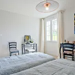 Awesome Home In Omonville-La-Rogue With Wifi Tatil Evi Omonville-la-Rogue
