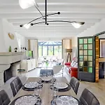 Tatil Evi Awesome Home In Omonville-La-Rogue With Wifi *