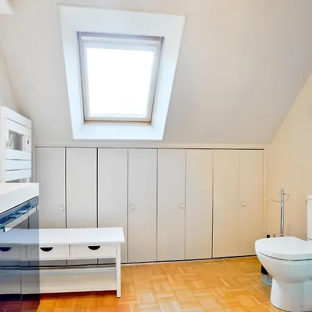 4 Bedroom Stunning In *