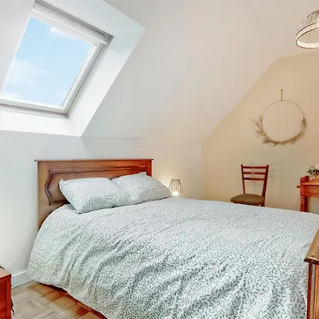 4 Bedroom Stunning In Omonville-la-Rogue