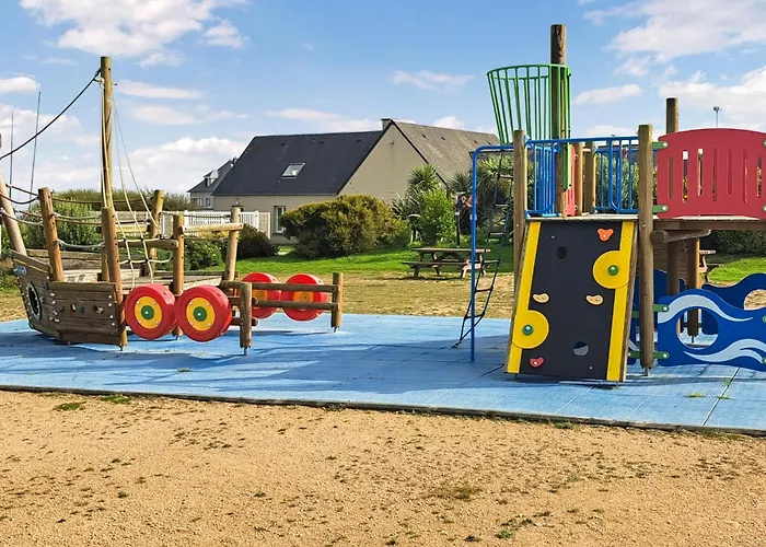 Pet Friendly In * Omonville-la-Rogue